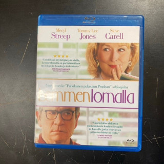 Lemmenlomalla Blu-ray (M-/M-) -komedia-